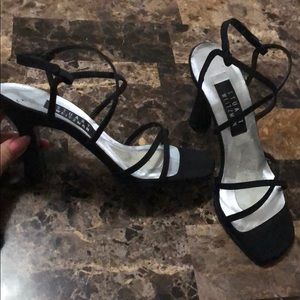 Stuart Weitzman heel!